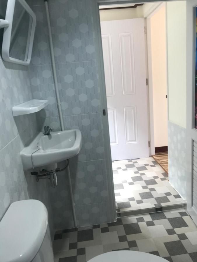 บ้านวิรา ห้องพัก Baan Wira Кхон Каен Екстериор снимка