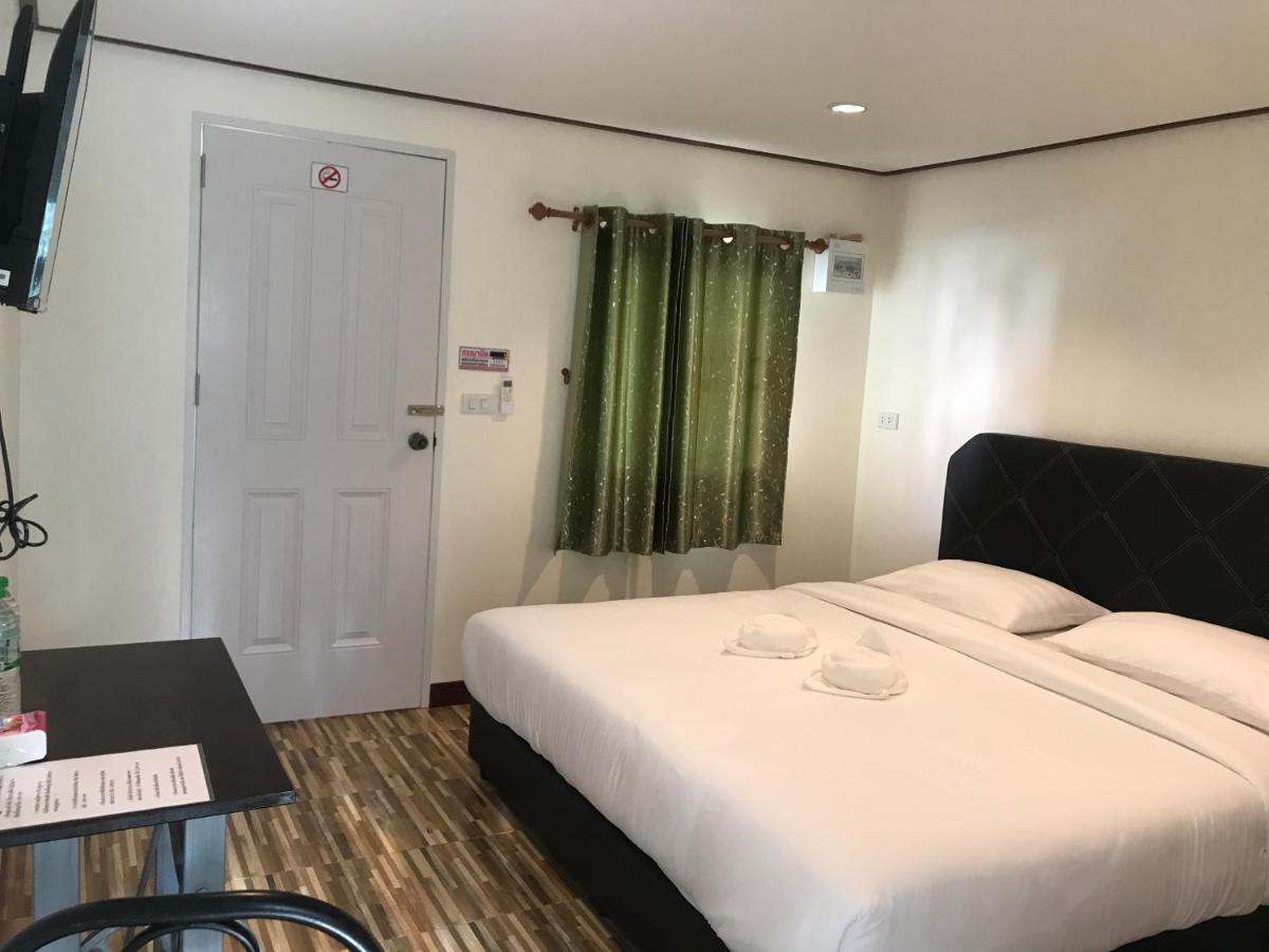บ้านวิรา ห้องพัก Baan Wira Кхон Каен Екстериор снимка